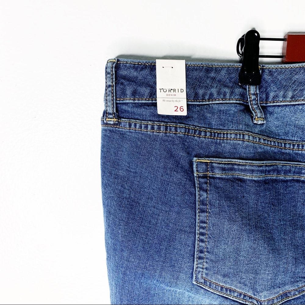 NWT - TORRID Cropped Ankle Skinny Bywater Slit 26 - Picture 5 of 8